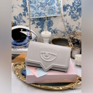 🆕 CHIARA FERRAGNI 🧿 NWB Eyelike Motif Chain Linked Wallet on Chain